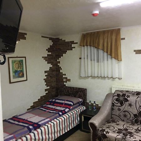 Hotel Rafinad إلفيف المظهر الخارجي الصورة